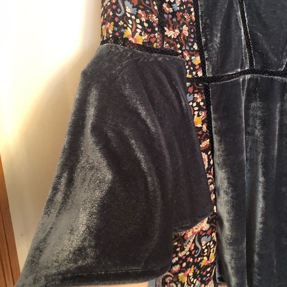 POL top size small - Picture 3 of 5